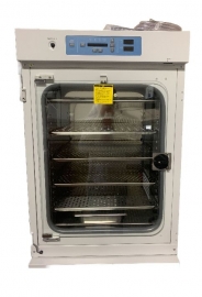 Thermo Forma Model 310 Direct Heat CO2 Double Stack Incubator