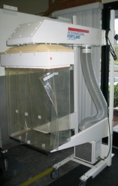 International Portland Corp Class 100 Portable Clean Air Station Model 250