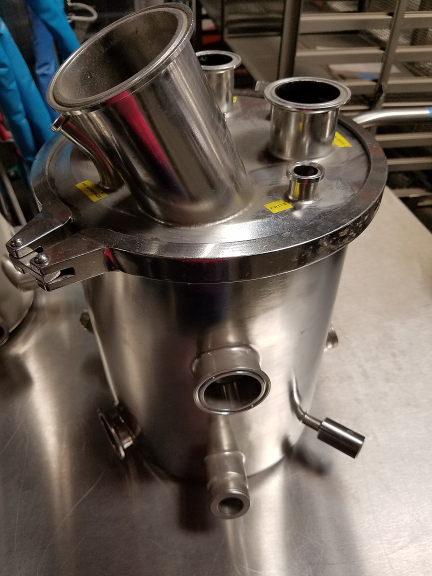 Small Stainless Reaction Vessel LabTrader Inc.
